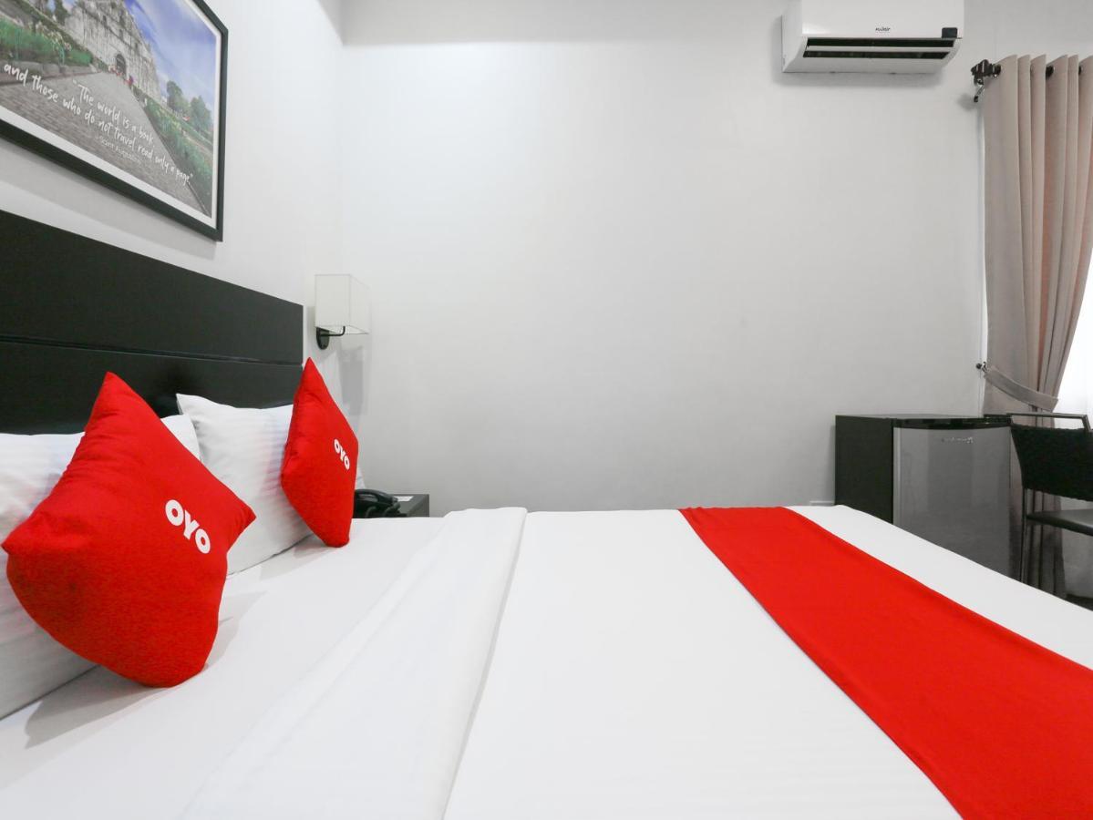 Capital O 642 The Junction Tagaytay Hotel Tagaytay City Ngoại thất bức ảnh