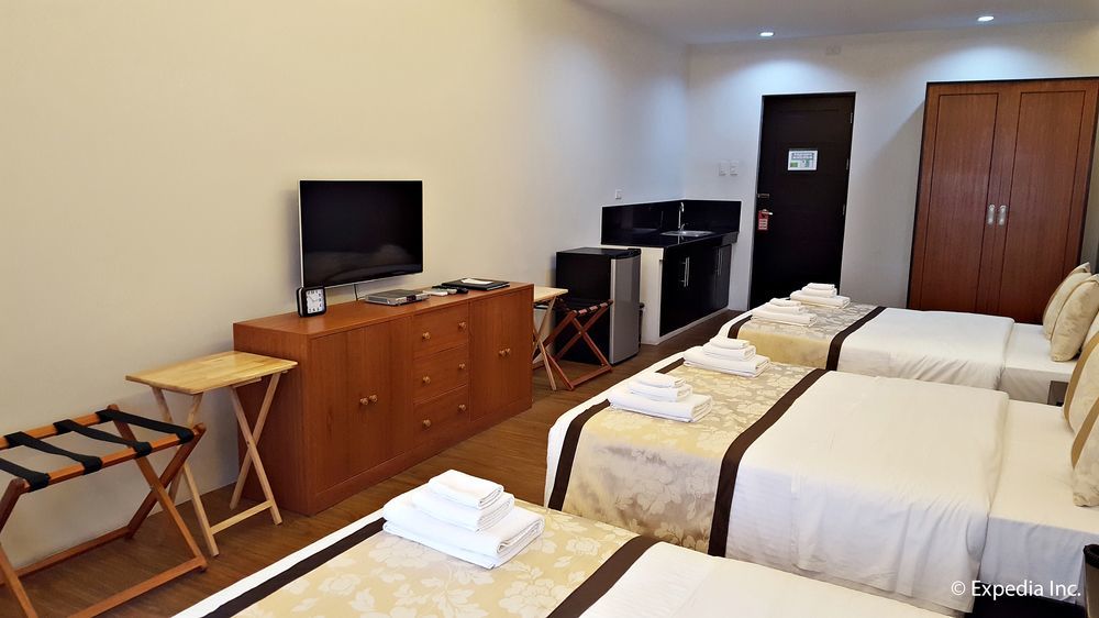 Capital O 642 The Junction Tagaytay Hotel Tagaytay City Ngoại thất bức ảnh